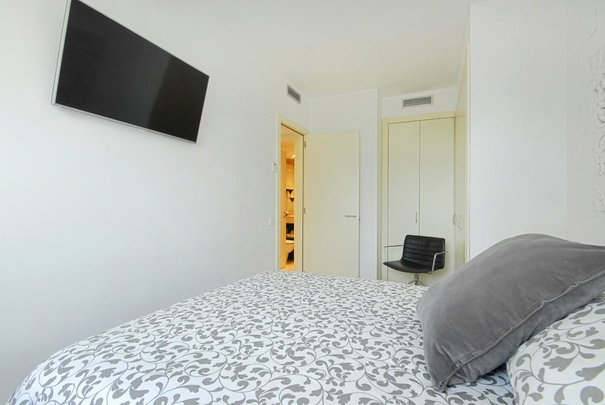 Apartamento en Barcelona, España 3 dormitorios, 176 m2 No. 22064