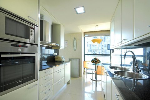 Wohnung zum Verkauf Barcelona, Spanien 3 Schlafzimmer, 176 m2 Nr. 22064 - Foto 14
