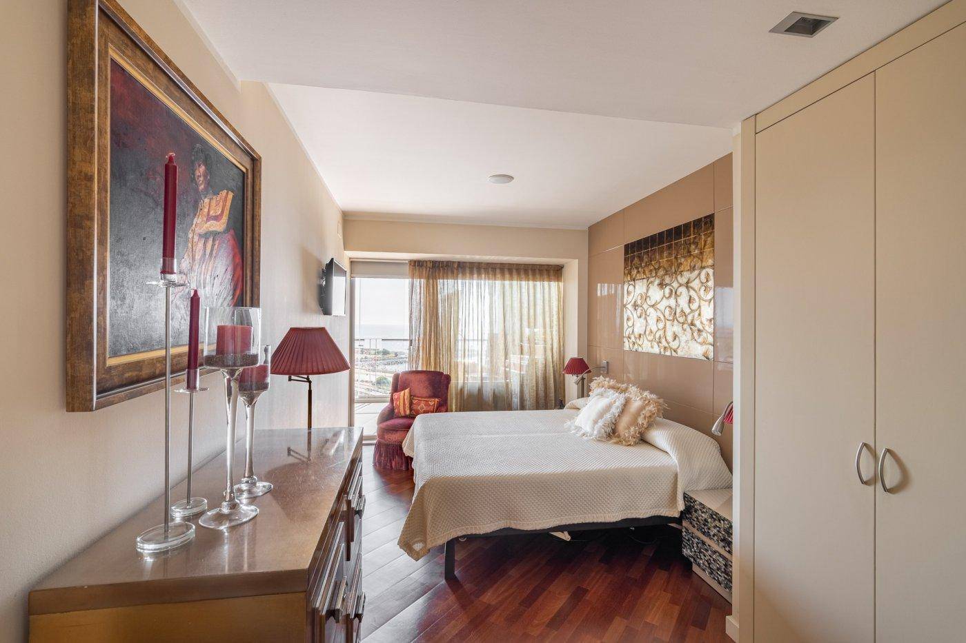 Appartamento a Barcelona, Spagna 3 camere da letto, 201 mq. N° 60628