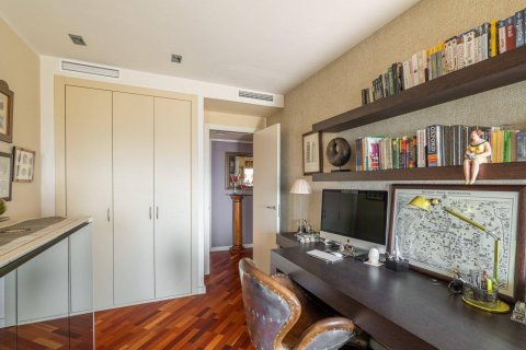 Appartamento in vendita Barcelona, Spagna 3 camere da letto, 201 mq. N° 60628 - foto 18