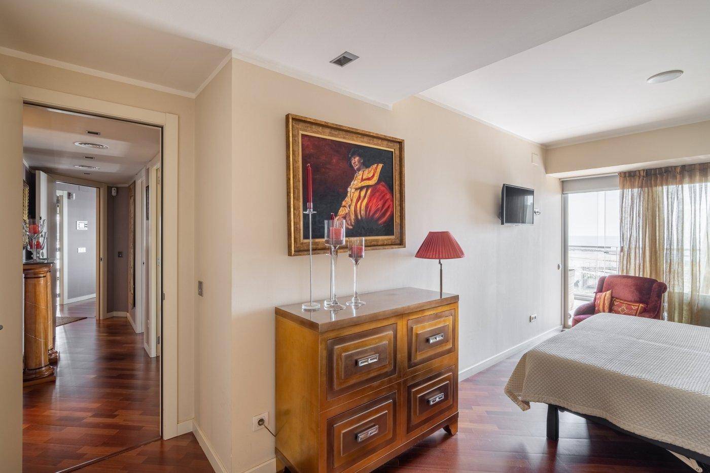 Appartamento a Barcelona, Spagna 3 camere da letto, 201 mq. N° 60628