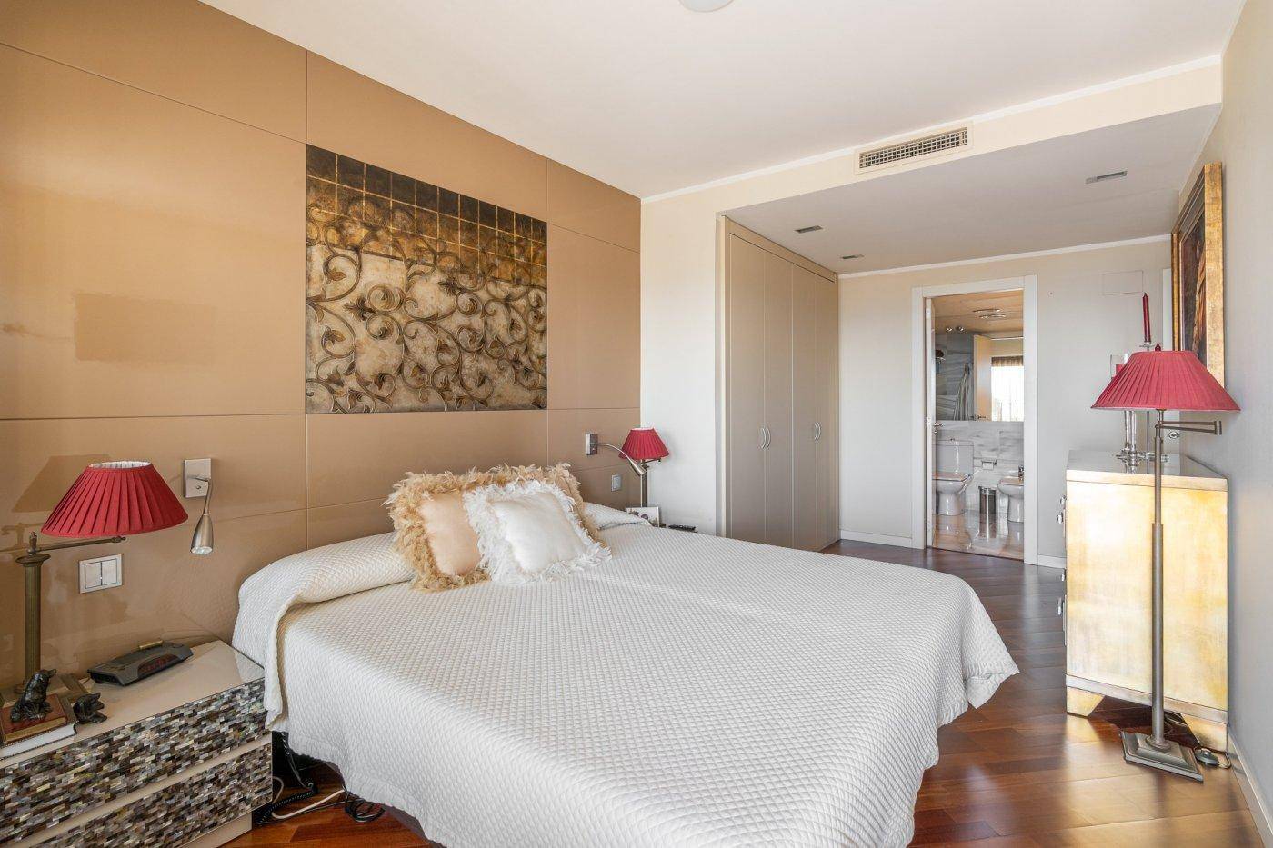 Appartamento a Barcelona, Spagna 3 camere da letto, 201 mq. N° 60628