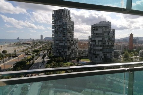 Appartamento in vendita Barcelona, Spagna 4 camere da letto, 220 mq. N° 35386 - foto 2