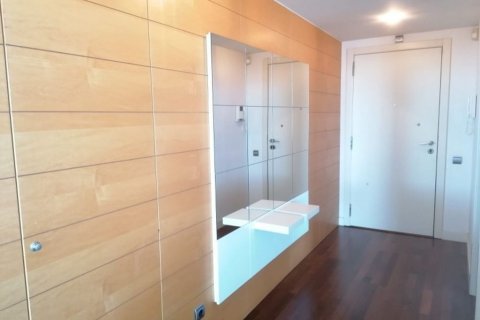 Appartamento in vendita Barcelona, Spagna 4 camere da letto, 220 mq. N° 35386 - foto 6