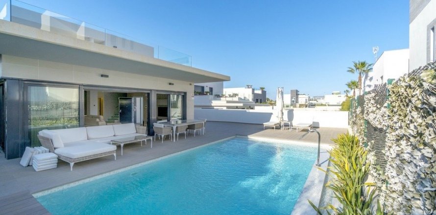 Villa Cabo Roig, Alicante, Spain 3 bedrooms, 196 sq.m. No. 116093