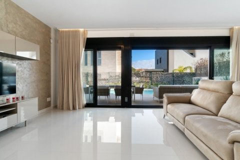 Villa for sale Cabo Roig, Alicante, Spain 3 bedrooms, 196 sq.m. No. 116093 - photo 6