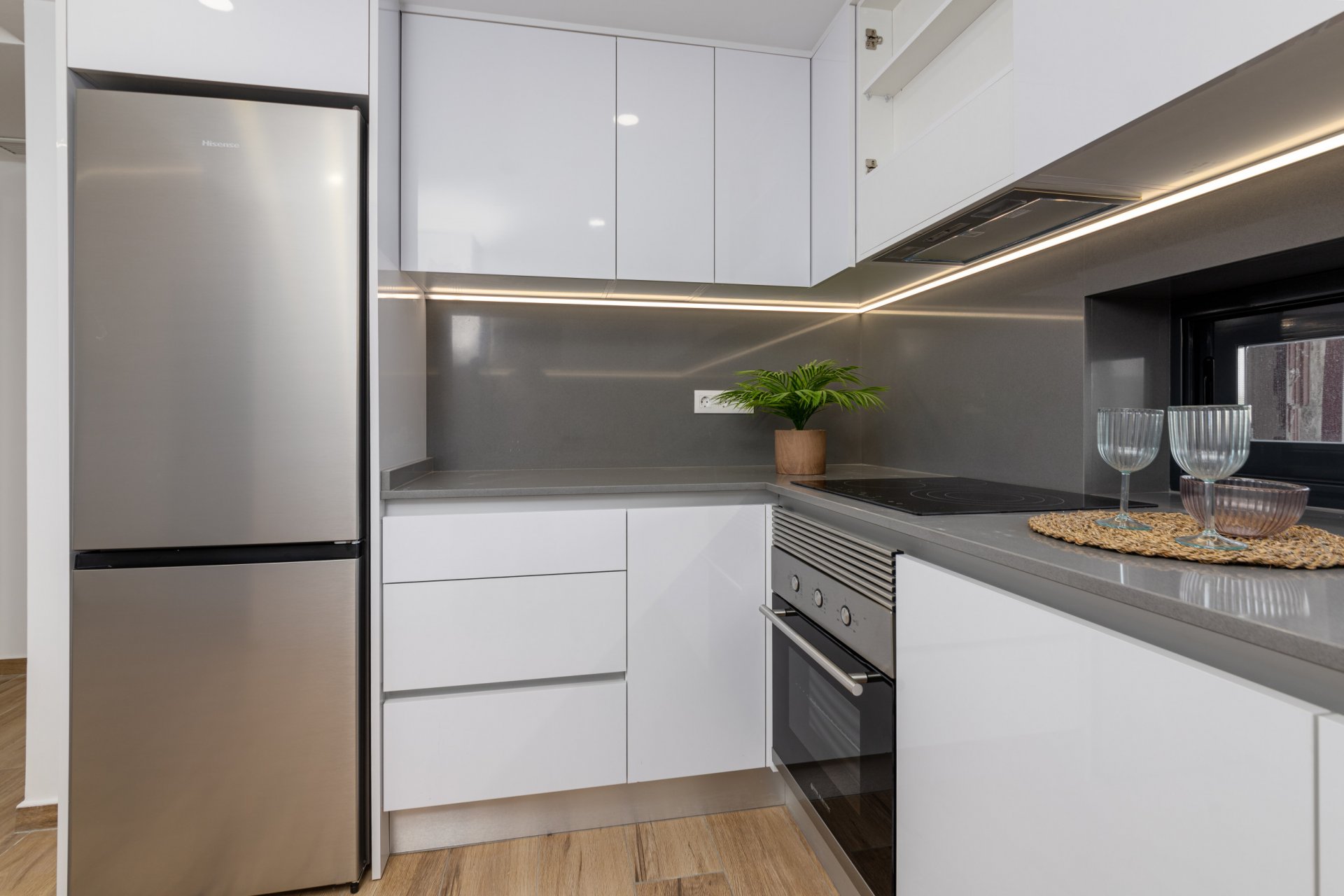 Huoneisto Los Alcazares, Murcia, Espanja 2 makuuhuonetta, 99 m2 No. 84354