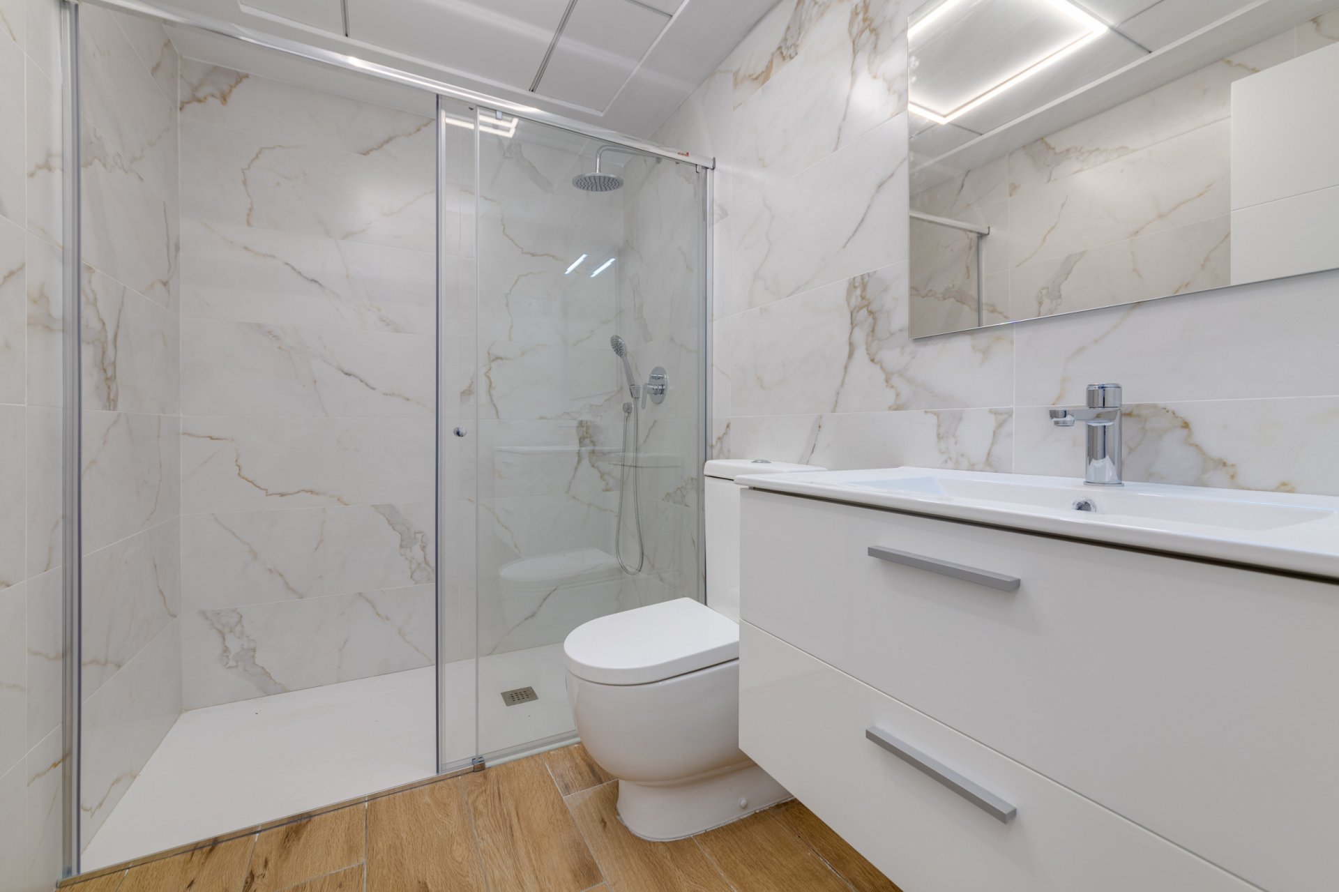 Huoneisto Los Alcazares, Murcia, Espanja 2 makuuhuonetta, 99 m2 No. 84354