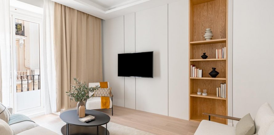 Apartment Madrid, Spain 2 bedrooms, 88 sq.m. No. 89853