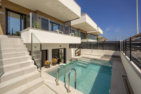 Villa for sale La Mata, Alicante, Spain 4 bedrooms, 145 sq.m. No. 95158 - photo 1