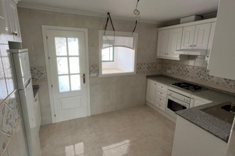 Huoneisto myytävänä Alicante, Espanja, 2 makuuhuonetta, 109 m2 No. 111177 - kuva 10