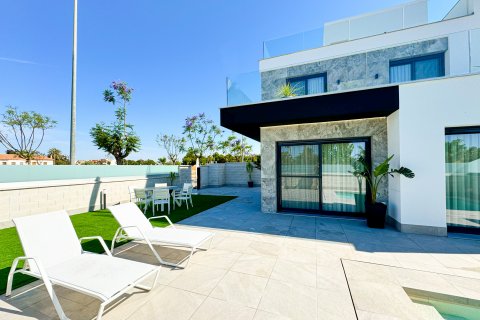 Villa zum Verkauf Pilar de la Horadada, Alicante, Spanien 3 Schlafzimmer, 219 m2 Nr. 100800 - Foto 3