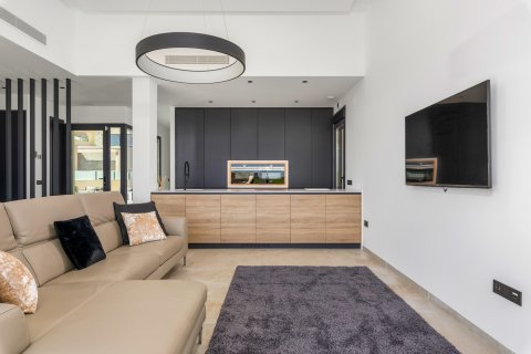 Продажа виллы в Сьюдад Кесада, Аликанте, Испания 5 спален, 333м2 №118739 - фото 7
