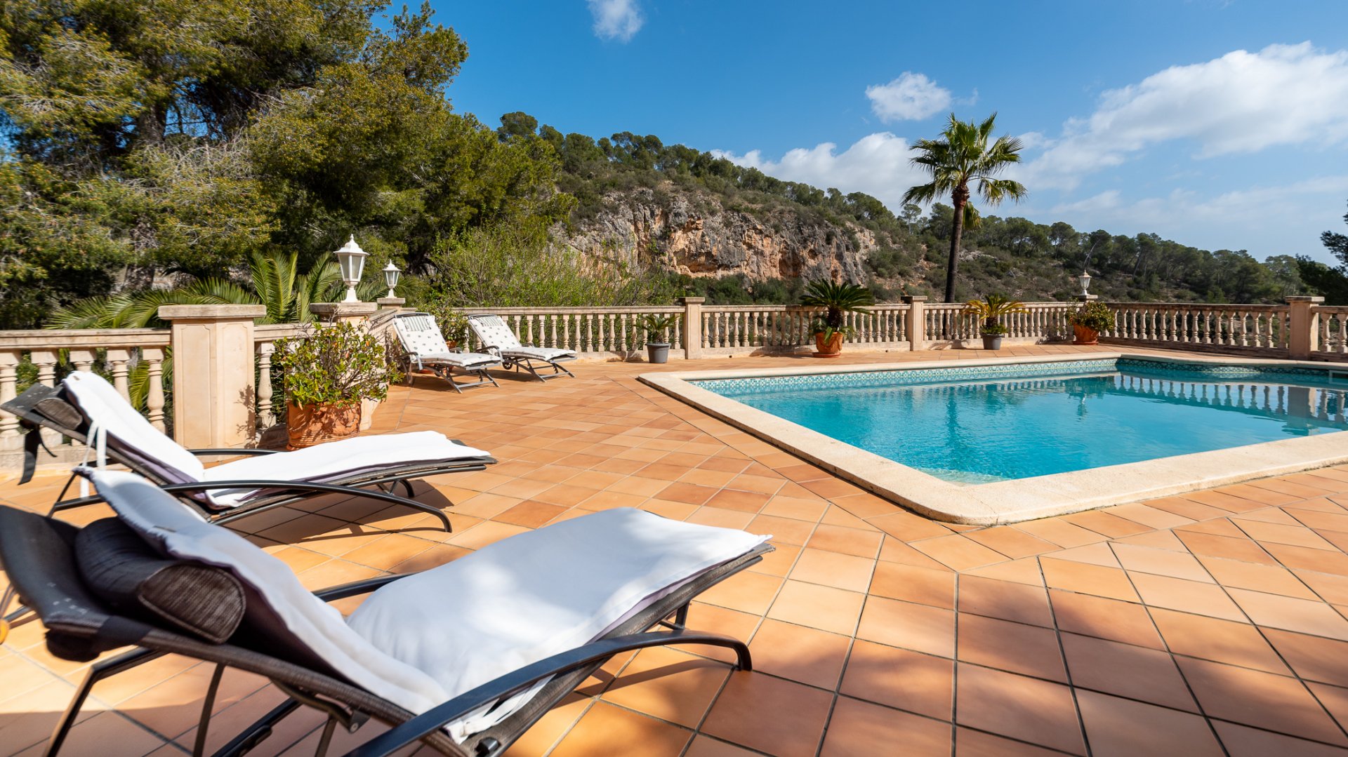 Villa i Bendinat, Mallorca, Spanien 7 sovrum, 911 kvm. Nr. 82690