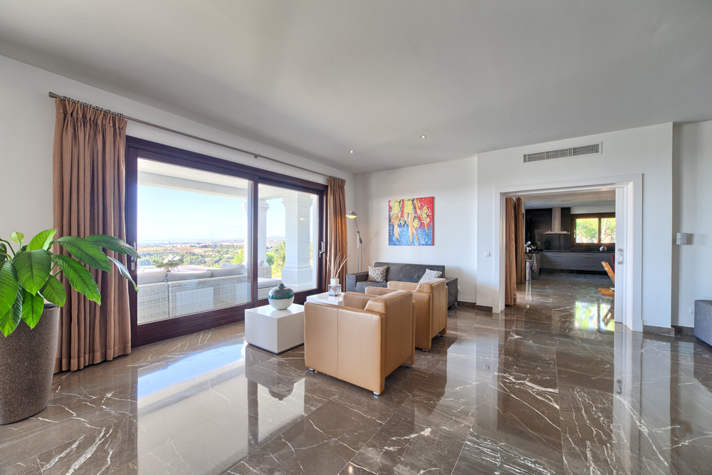Huvila Benahavis, Malaga, Espanja 6 makuuhuonetta, 533 m2 No. 90301