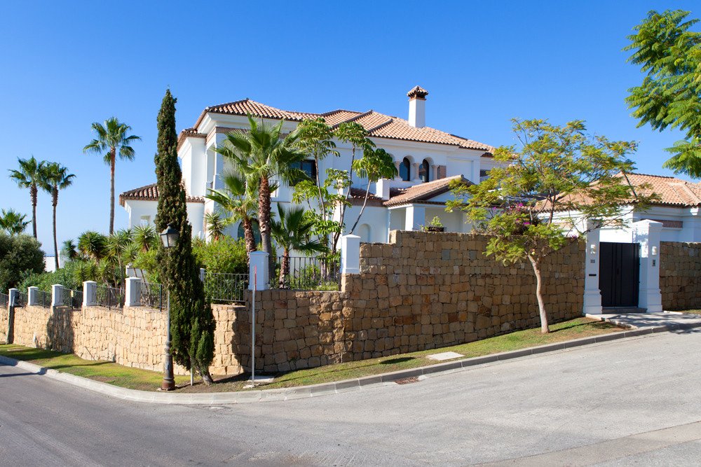 Huvila Benahavis, Malaga, Espanja 6 makuuhuonetta, 533 m2 No. 90301