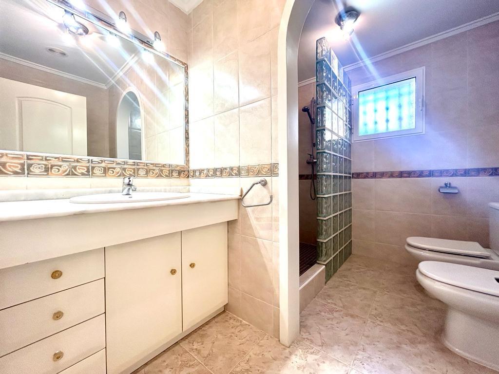 Villa in Alicante, Spain 4 bedrooms, 157 sq.m. No. 89432