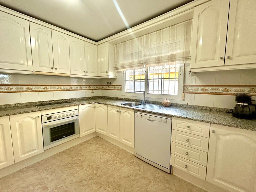 Villa in Alicante, Spain 4 bedrooms, 157 sq.m. No. 89432