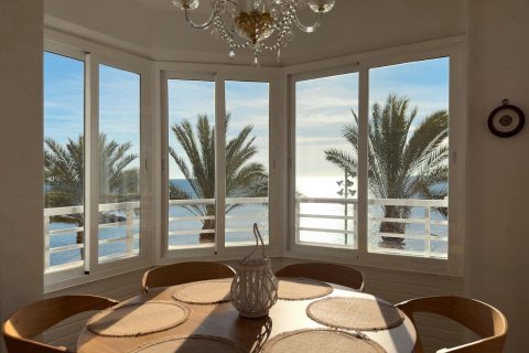 Apartment for sale Torrevieja, Alicante, Spain 4 bedrooms, 120 sq.m. No. 115087 - photo 1