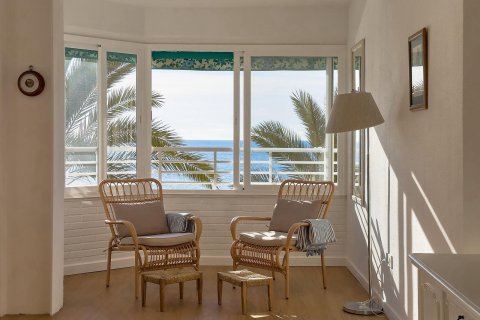 Apartment for sale Torrevieja, Alicante, Spain 4 bedrooms, 120 sq.m. No. 115087 - photo 2