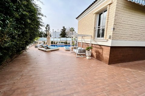 Villa for sale Torrevieja, Alicante, Spain 5 bedrooms, 469 sq.m. No. 115090 - photo 7