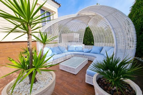 Villa for sale Torrevieja, Alicante, Spain 5 bedrooms, 469 sq.m. No. 115090 - photo 22