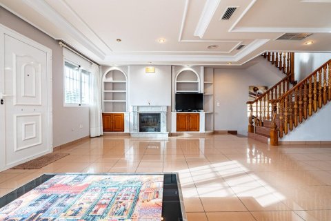 Villa à vendre Torrevieja, Alicante, Espagne, 6 chambres, 350 m2 No. 109157 - photo 6