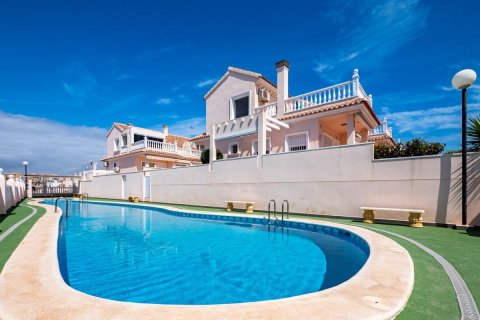 Villa à vendre Torrevieja, Alicante, Espagne, 6 chambres, 350 m2 No. 109157 - photo 18