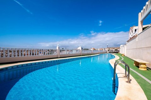 Villa à vendre Torrevieja, Alicante, Espagne, 6 chambres, 350 m2 No. 109157 - photo 4