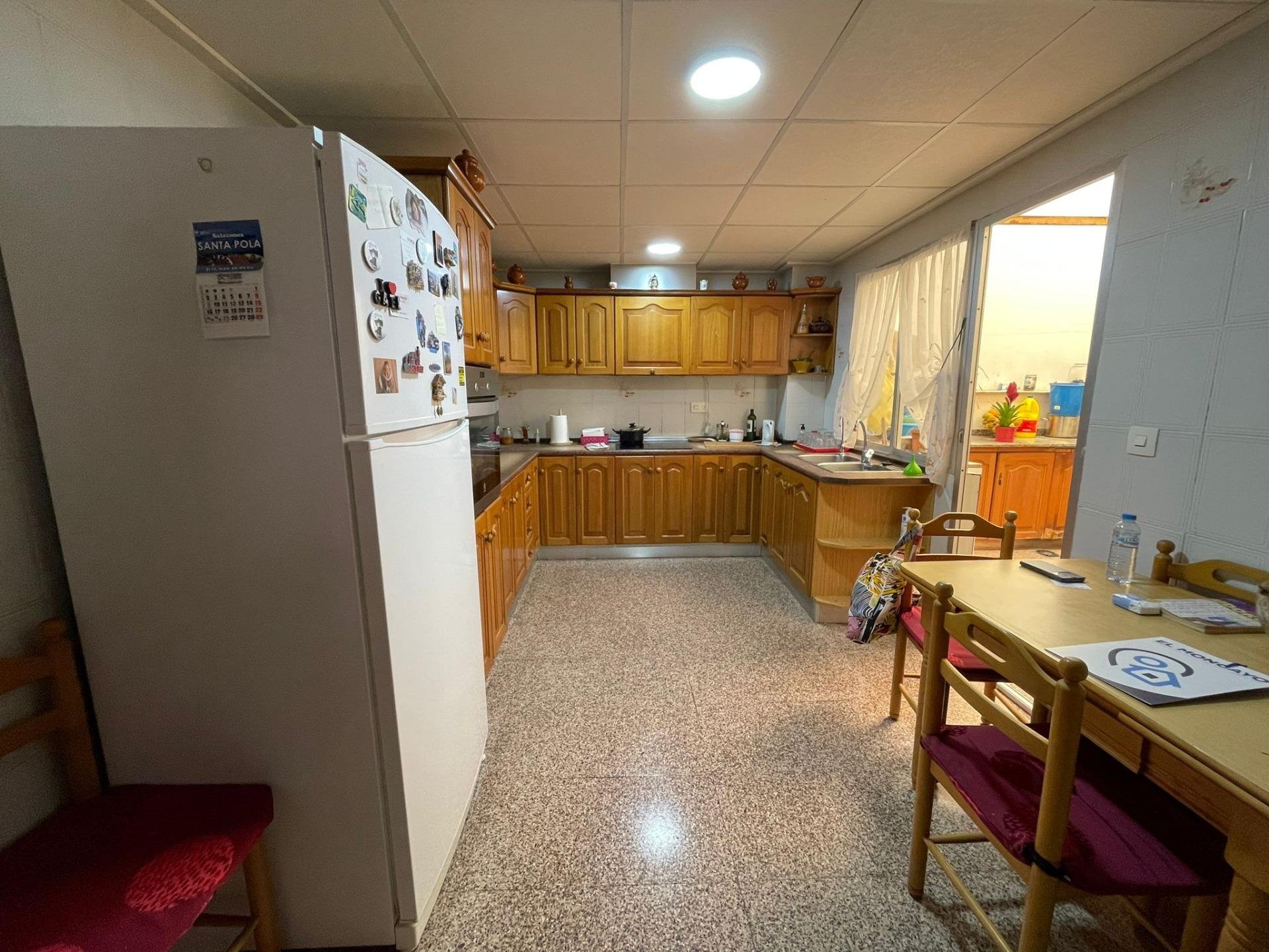 Duplex à Guardamar del Segura, Alicante, Espagne 5 chambres, 358 m2 No. 89146