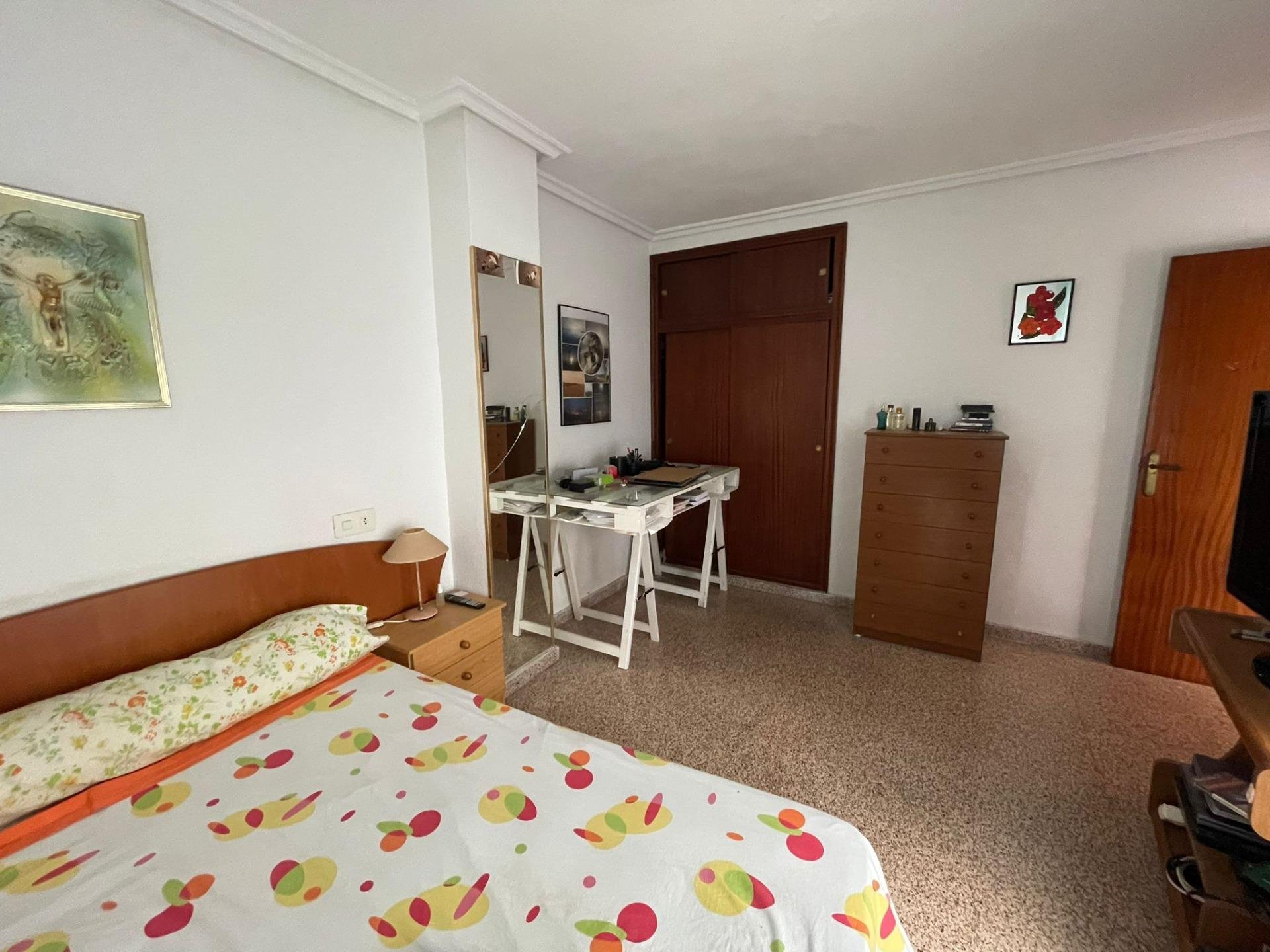 Duplex à Guardamar del Segura, Alicante, Espagne 5 chambres, 358 m2 No. 89146