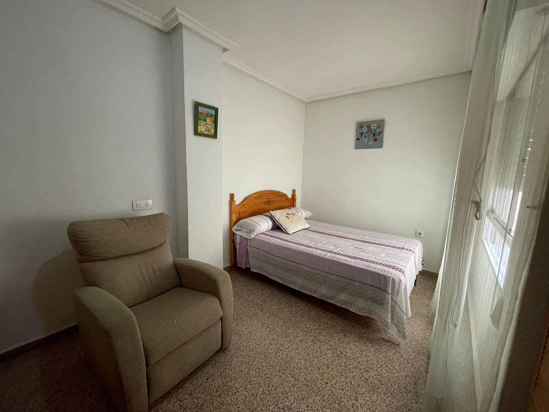 Duplex à Guardamar del Segura, Alicante, Espagne 5 chambres, 358 m2 No. 89146