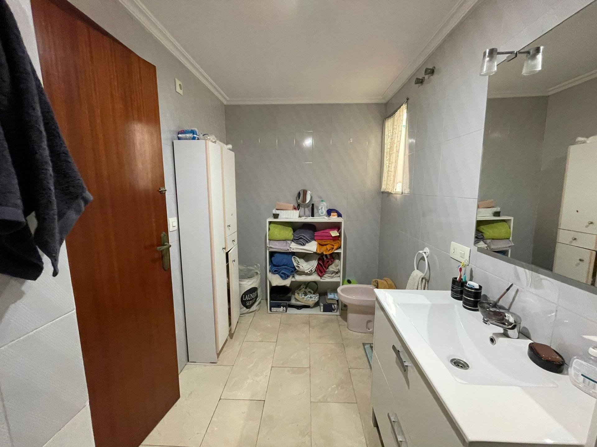 Duplex à Guardamar del Segura, Alicante, Espagne 5 chambres, 358 m2 No. 89146