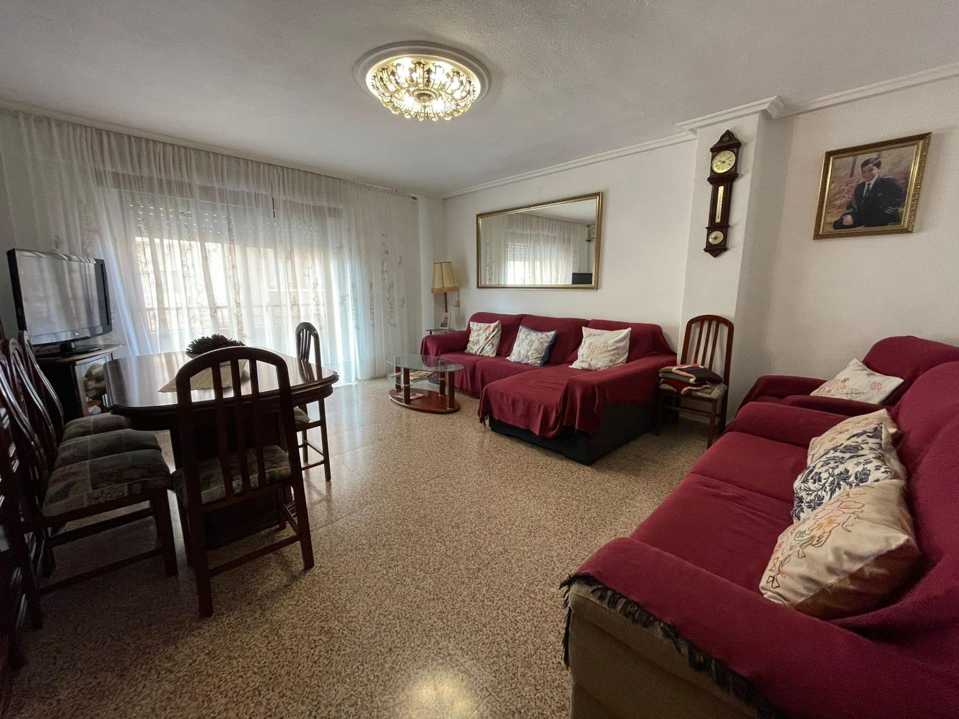 Duplex à Guardamar del Segura, Alicante, Espagne 5 chambres, 358 m2 No. 89146