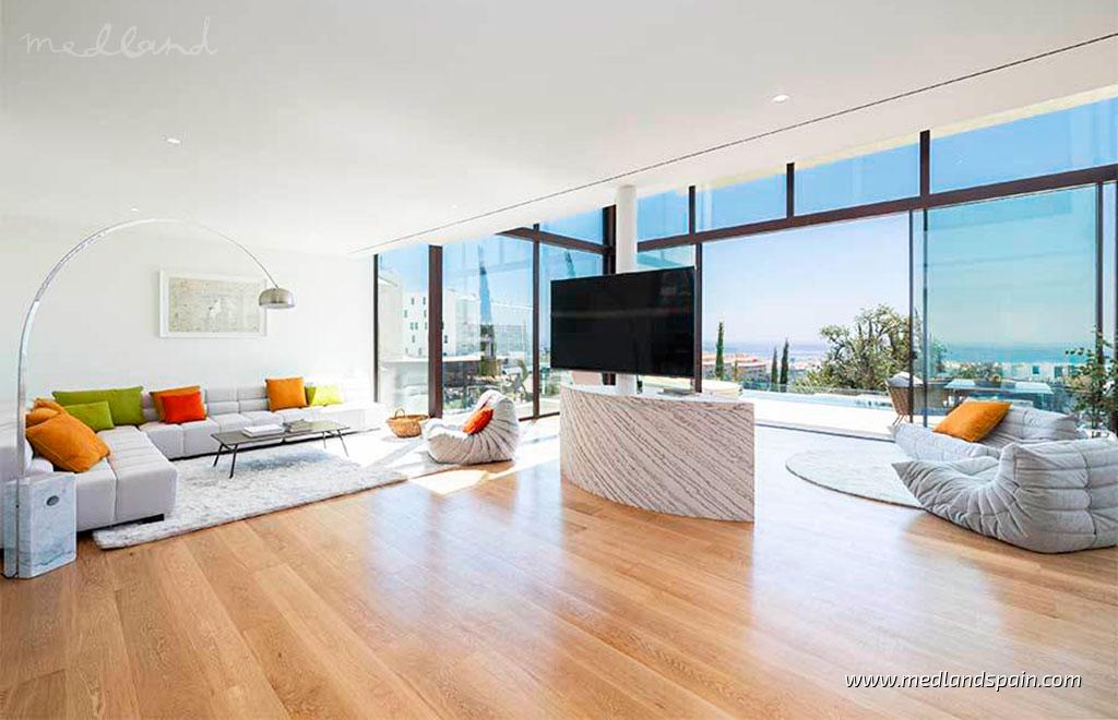 Villa in Fuengirola, Malaga, Spain 4 bedrooms, 625.21 sq.m. No. 104825