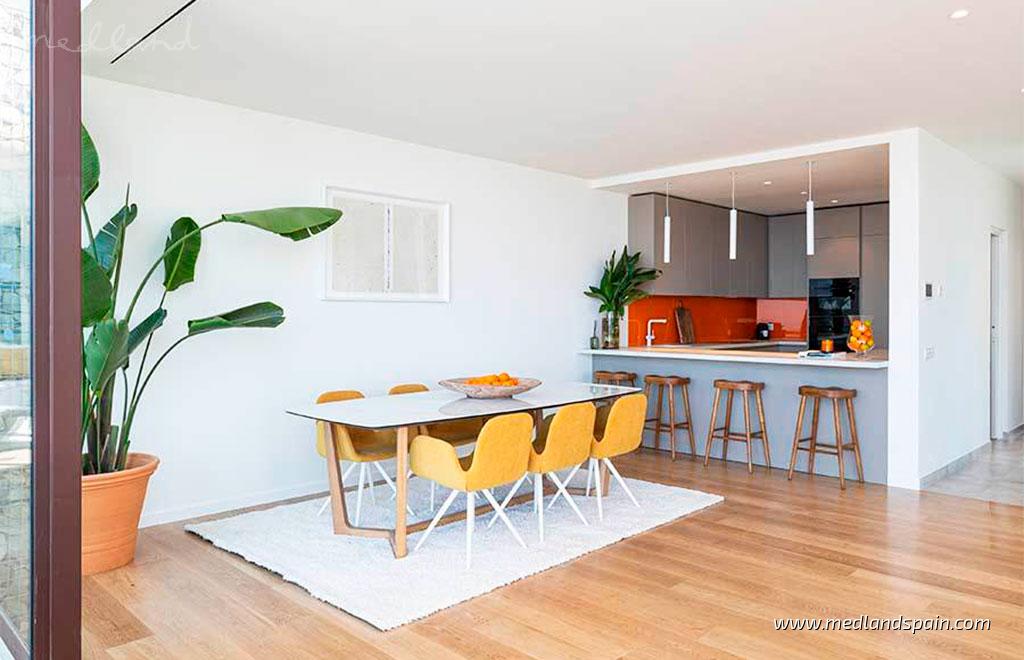 Villa in Fuengirola, Malaga, Spain 4 bedrooms, 625.21 sq.m. No. 104825