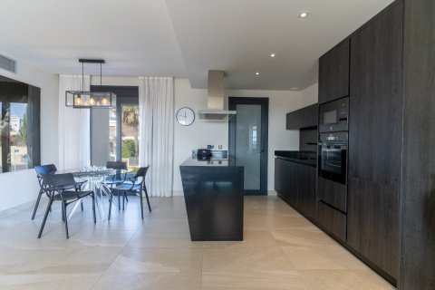 Appartamento in vendita Alicante, Spagna 3 camere da letto, 93 mq. N° 115178 - foto 10
