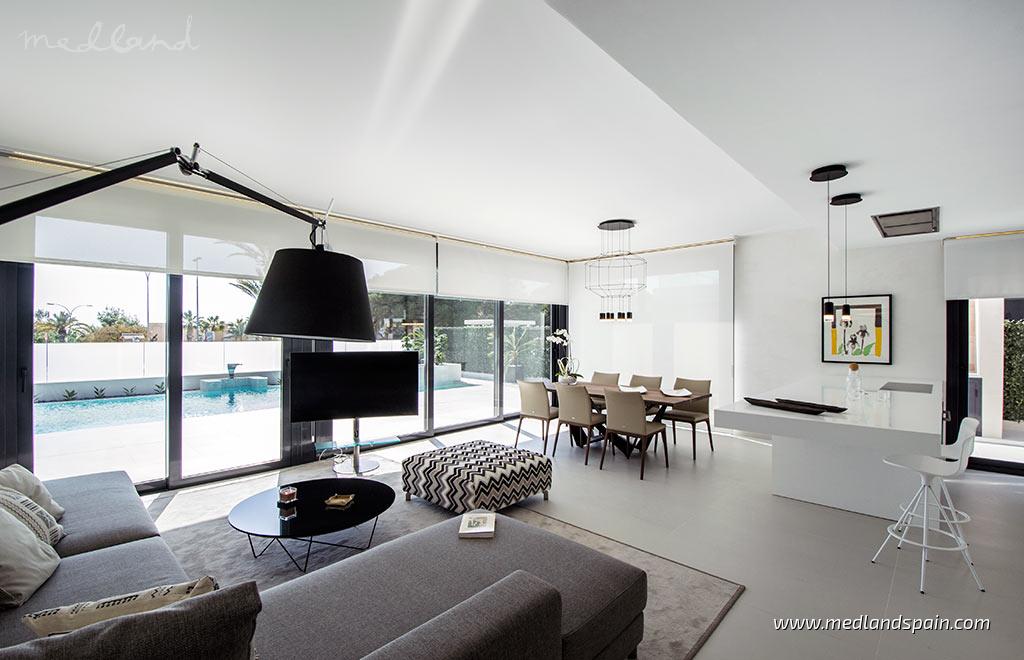 Villa à Campoamor, Alicante, Espagne 4 chambres, 196 m2 No. 9720