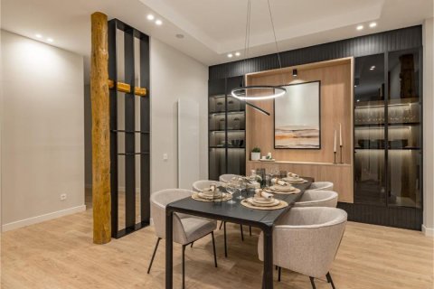 Dzīvoklis pārdošanā Madrid, Spānijā 3 istabas, 200 m2 Nr. 90229 - attēls 9
