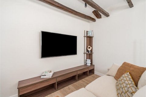 Apartment for sale Madrid, Spain 2 bedrooms, 74 sq.m. No. 90228 - photo 5