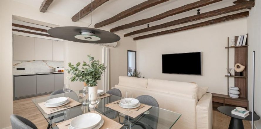 Apartment Madrid, Spain 2 bedrooms, 74 sq.m. No. 90228