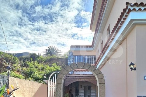 House for sale Tenerife, Spain 8 bedrooms, 335 sq.m. No. 109845 - photo 8