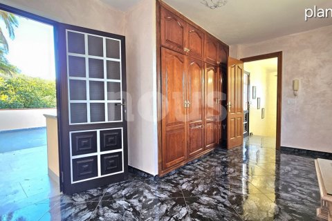 House for sale Tenerife, Spain 8 bedrooms, 335 sq.m. No. 109845 - photo 27