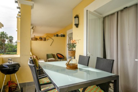 Apartment à vendre Benahavis, Malaga, Espagne, 3 chambres, 140 m2 No. 107420 - photo 3