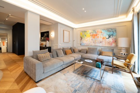 Wohnung zum Verkauf Madrid, Spanien 3 Schlafzimmer, 133 m2 Nr. 107944 - Foto 4