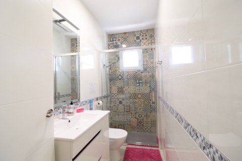 Lägenhet till salu El Chaparral, Alicante, Spanien 5 sovrum, 380 kvm. Nr. 117050 - foto 24