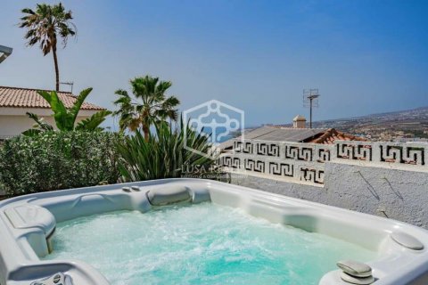 Villa zum Verkauf Adeje, Tenerife, Spanien 2 Schlafzimmer, 100 m2 Nr. 111118 - Foto 1