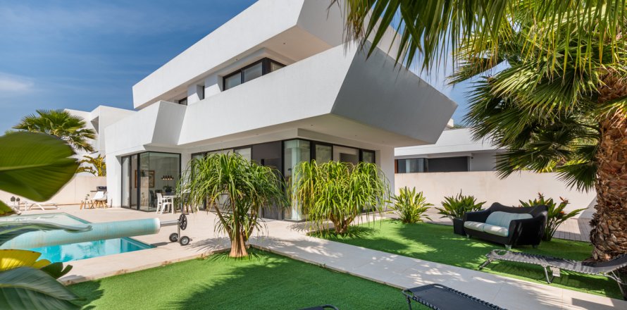 Villa Ciudad Quesada, Alicante, Spagna 4 camere da letto, 185 mq. N° 118732