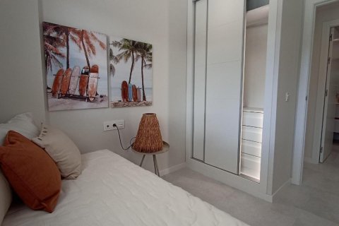 Lägenhet till salu i Pilar de la Horadada, Alicante, Spanien 2 sovrum, 81 kvm. Nr. 96629 - foto 21