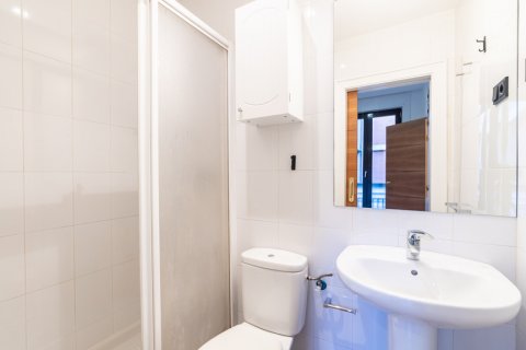 Bliźniak Madrid, Hiszpania 4 sypialnie, 333 mkw. nr 108370 – zdjęcie 4